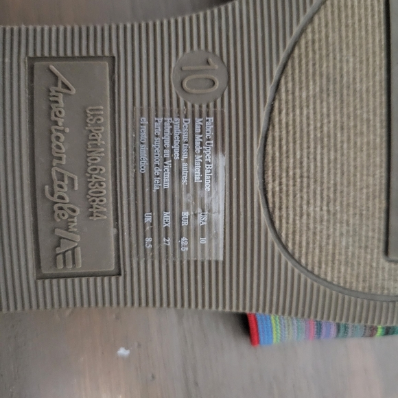 2 Pairs American Eagle Slip On Sandals Black Flat & Stripe Flat Size 10 - Picture 9 of 9